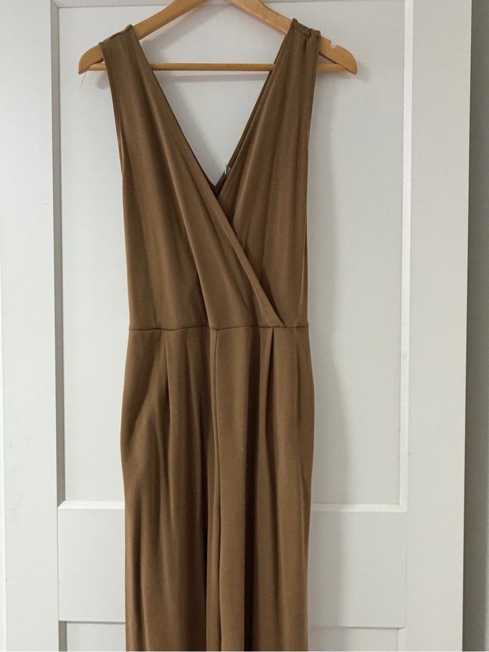 Uniqlo One-Shoulder Sleeveless Dress in Taupe